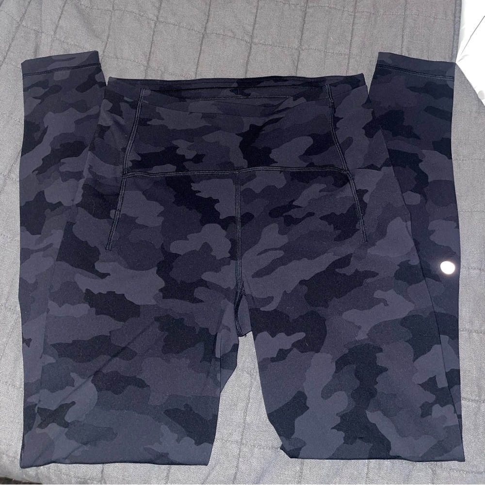 Lululemon Swift Speed High-Rise Tight 28”